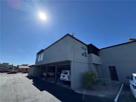 1460 Hialeah Dr #D, Las Vegas, NV 89119