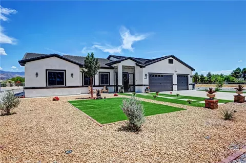 2891 S Rainbow Ave, Pahrump, NV 89048