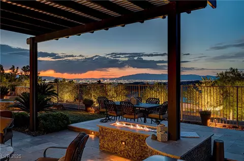 16 Mallard Creek Trl, Henderson, NV 89052