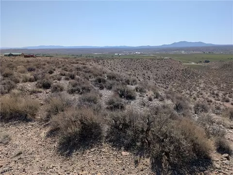 Skyline, Caliente, NV 89008 photo 2