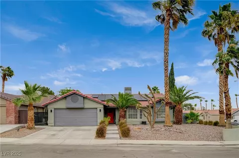 770 Autumn Moon Dr, Las Vegas, NV 89123