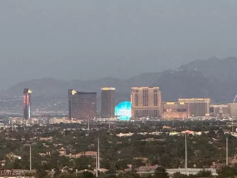 3952 Total Eclipse St, Las Vegas, NV 89129