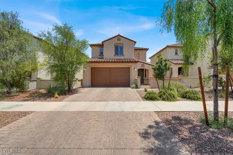348 Andy Wheeler Dr, Henderson, NV 89011