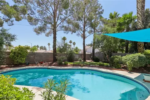 3320 Indian Moon Dr, Las Vegas, NV 89129