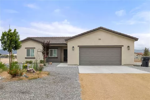 2120 Upland Ave, Pahrump, NV 89048