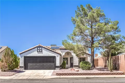 410 Aloha Dr, Henderson, NV 89015
