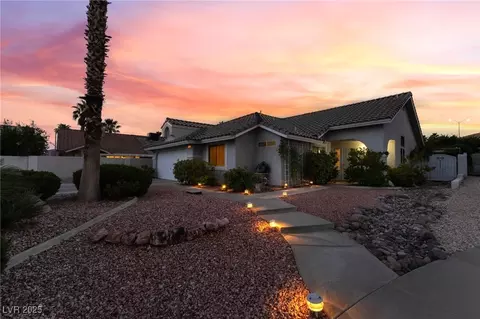 105 Crossfoot Terrace Ct, Henderson, NV 89002