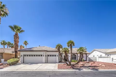 3693 Miguels Ln, Las Vegas, NV 89120