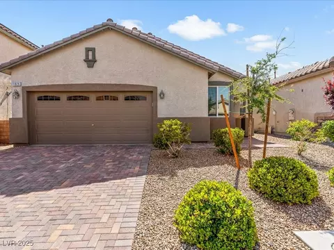 11826 Glinda Ct, Las Vegas, NV 89183