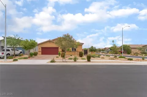 7910 Shimmery St, North Las Vegas, NV 89084