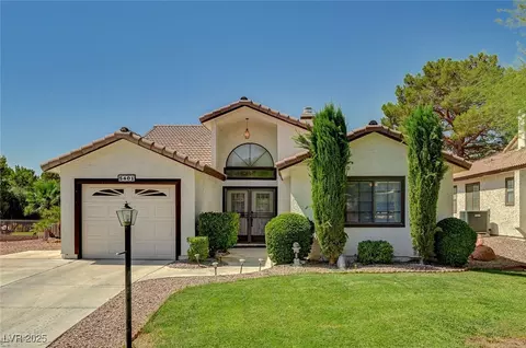 5401 Broadwater Ln, Las Vegas, NV 89130