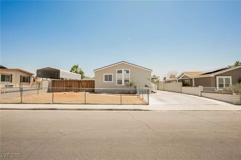 6195 Casa Loma Ave, Las Vegas, NV 89156