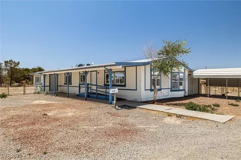 761 W Black St, Pahrump, NV 89060