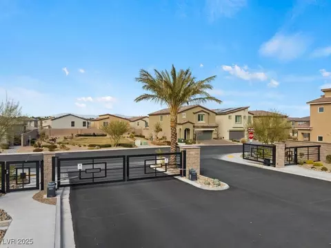 7432 Red Plumeria Ave, Las Vegas, NV 89113