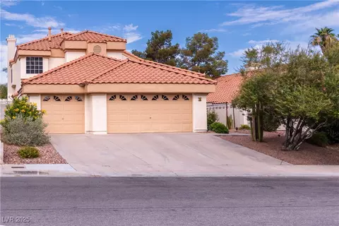 7 Barton Spring Cir, Henderson, NV 89074