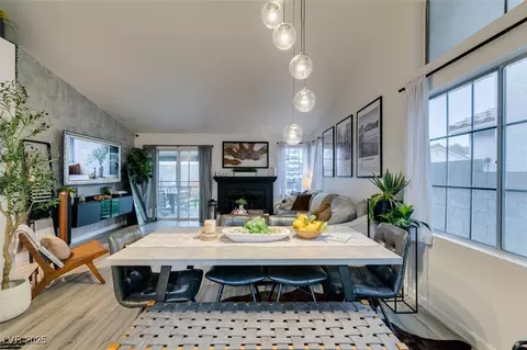640 Thornewood Pl, Las Vegas, NV 89123