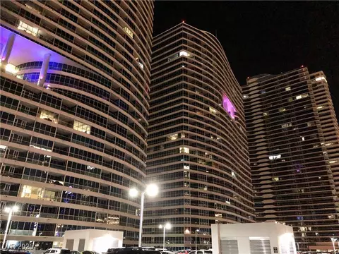 4575 Dean Martin Dr #303, Las Vegas, NV 89103