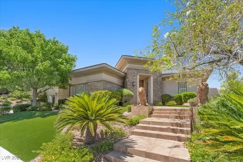 3048 Red Arrow Dr, Las Vegas, NV 89135