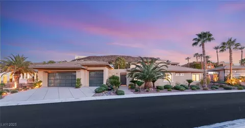 540 Regents Gate Dr, Henderson, NV 89012