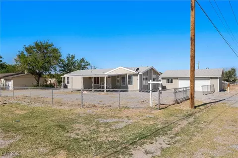 3980 Point Dr, Pahrump, NV 89060