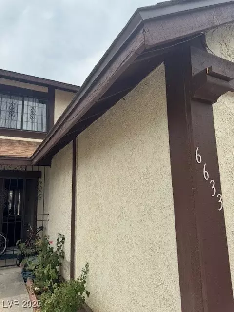 6633 Gazelle Dr, Las Vegas, NV 89108