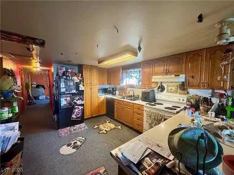 235 Apache Pl, Henderson, NV 89015 photo 15