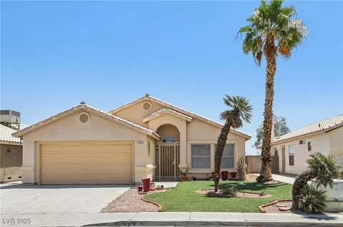 5580 Lonesome Biker Ln, Las Vegas, NV 89113