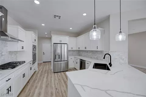 2116 Cumberland Hill Dr, Henderson, NV 89052
