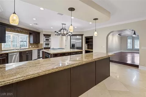 Kitchen - 81 Quail Run Rd, Henderson, NV 89014 photo 8 of 8