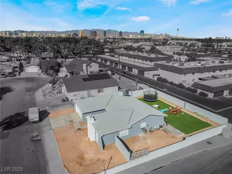 2690 Diamante Cir, Las Vegas, NV 89121