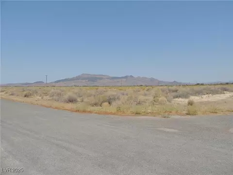 60 E Bonita Ave, Pahrump, NV 89060
