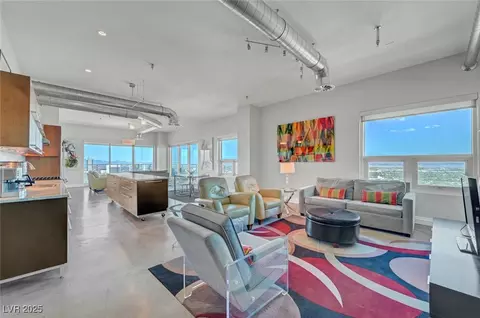 200 Hoover Ave #2009, Las Vegas, NV 89101