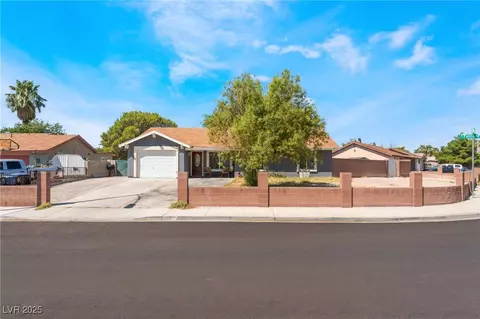170 Palisade Ave, Las Vegas, NV 89110