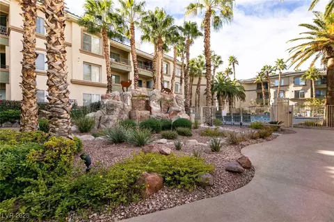 7155 S Durango Dr #102, Las Vegas, NV 89113