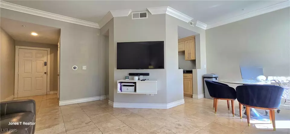 Living - 220 E Flamingo Rd #302, Las Vegas, NV 89169 photo 3 of 3