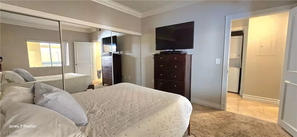 Bedroom - 220 E Flamingo Rd #302, Las Vegas, NV 89169 photo 2 of 4