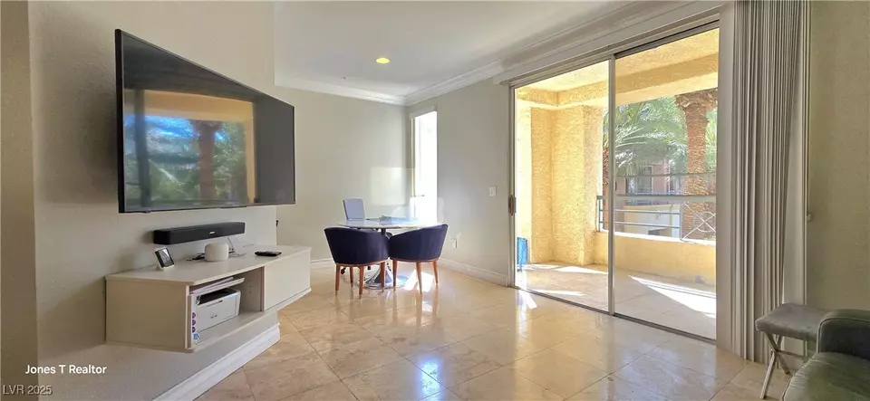 Living - 220 E Flamingo Rd #302, Las Vegas, NV 89169 photo 2 of 3