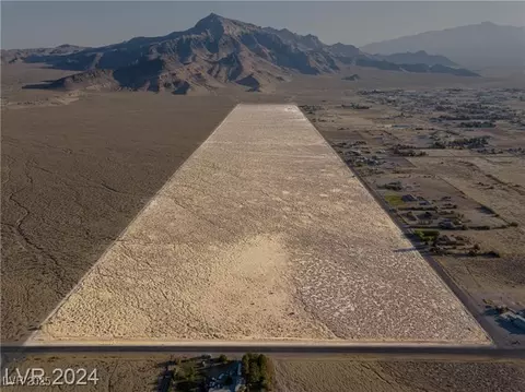 3881 W Simkins Rd, Pahrump, NV 89060