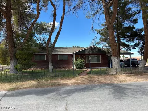 244 W Perkins Ave, Overton, NV 89040