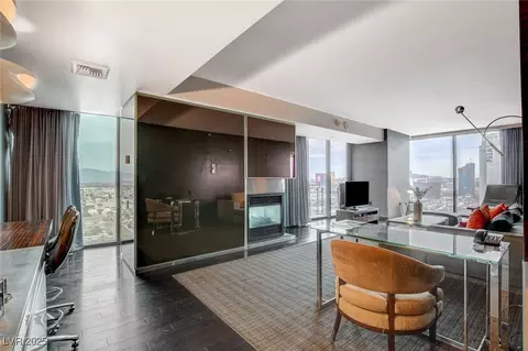 4381 W Flamingo Rd #2202, Las Vegas, NV 89103