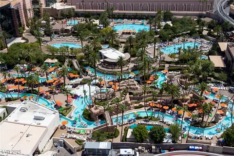 145 Harmon Ave #1908, Las Vegas, NV 89109