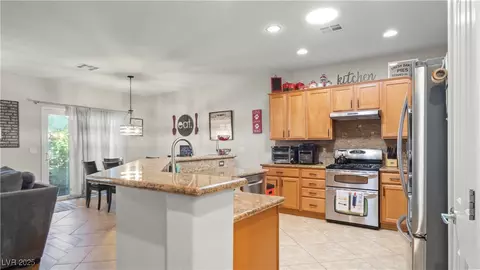 7723 Widewing Dr, North Las Vegas, NV 89084