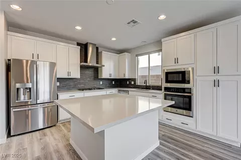 9667 Copal Rise Ave, Las Vegas, NV 89148