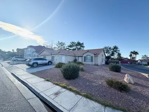 6428 Crystal Dew Dr, Las Vegas, NV 89118