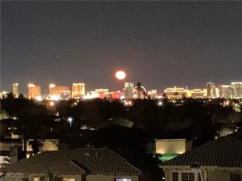 9050 W Tropicana Avenue Ave #1015, Las Vegas, NV 89147