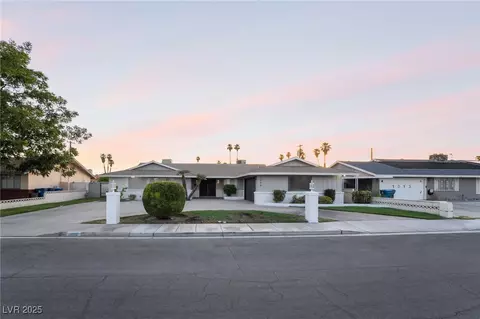 1009 Ironwood Dr, Las Vegas, NV 89108