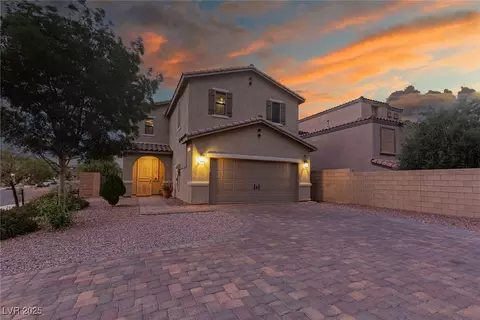 8862 Nannette Marie Ct, Las Vegas, NV 89148