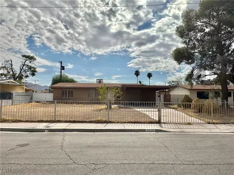 2858 Puenta St, Las Vegas, NV 89121