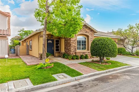 808 Royal Birch Ln, Las Vegas, NV 89144