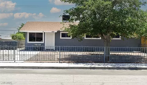 2712 Brady Ave, Las Vegas, NV 89101